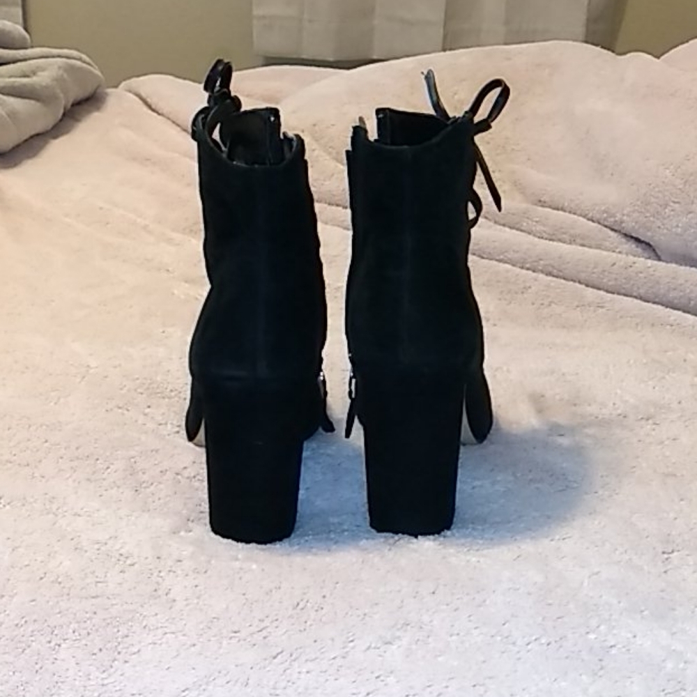 Black boots/booties